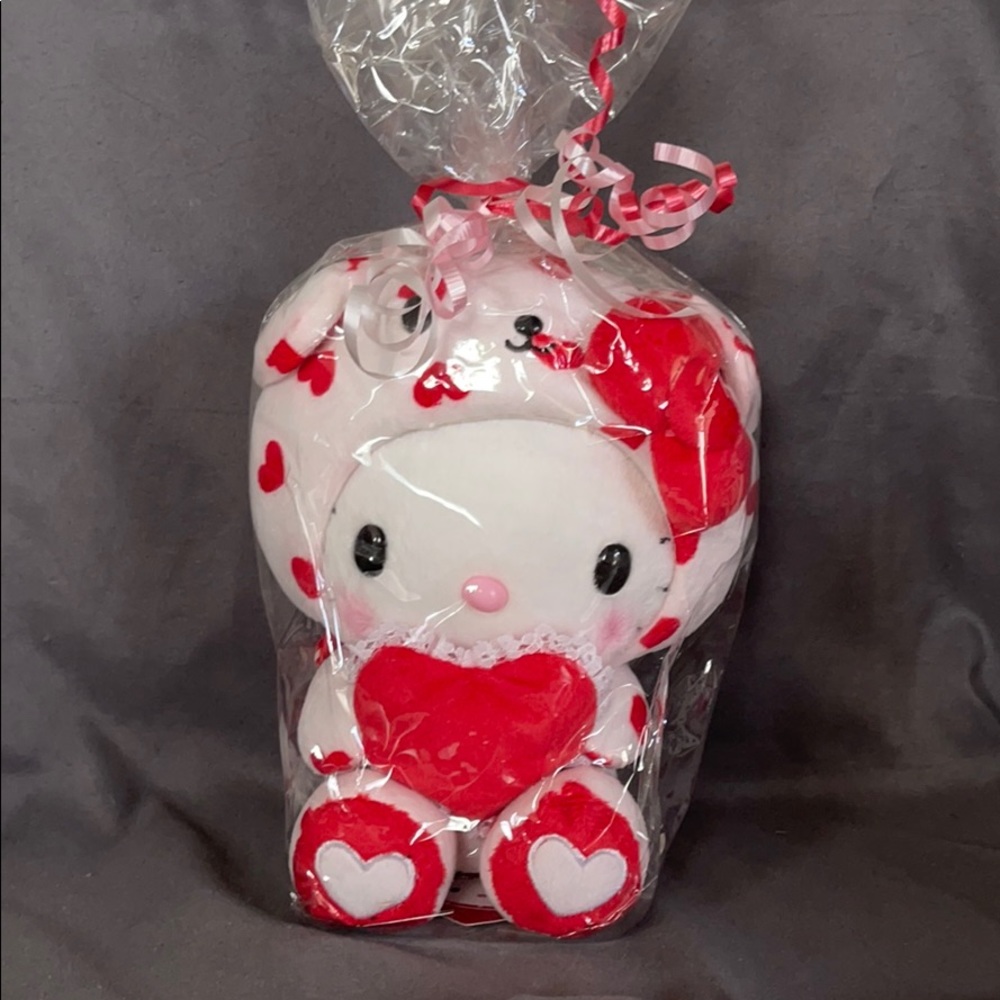 Hello Kitty Valentine Heart Kitty
